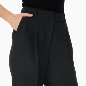Aritzia Effortless Pant